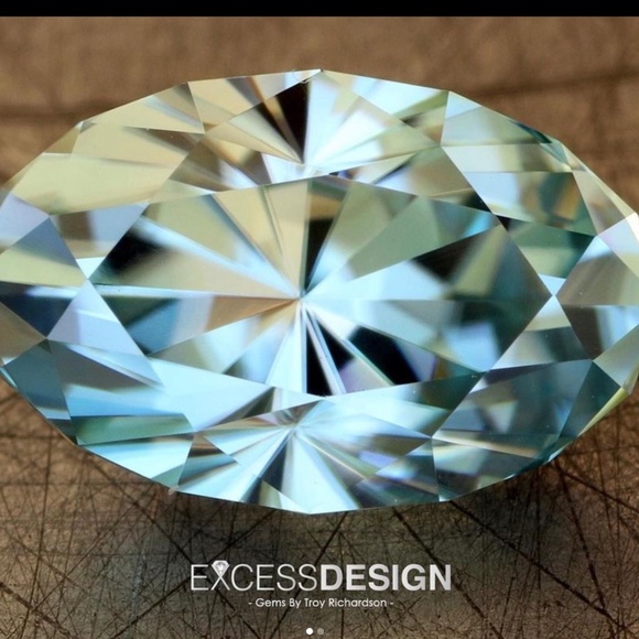 1.98 Carat Oval Blue Zircon - Precision Faceting - Picture 1 of 8